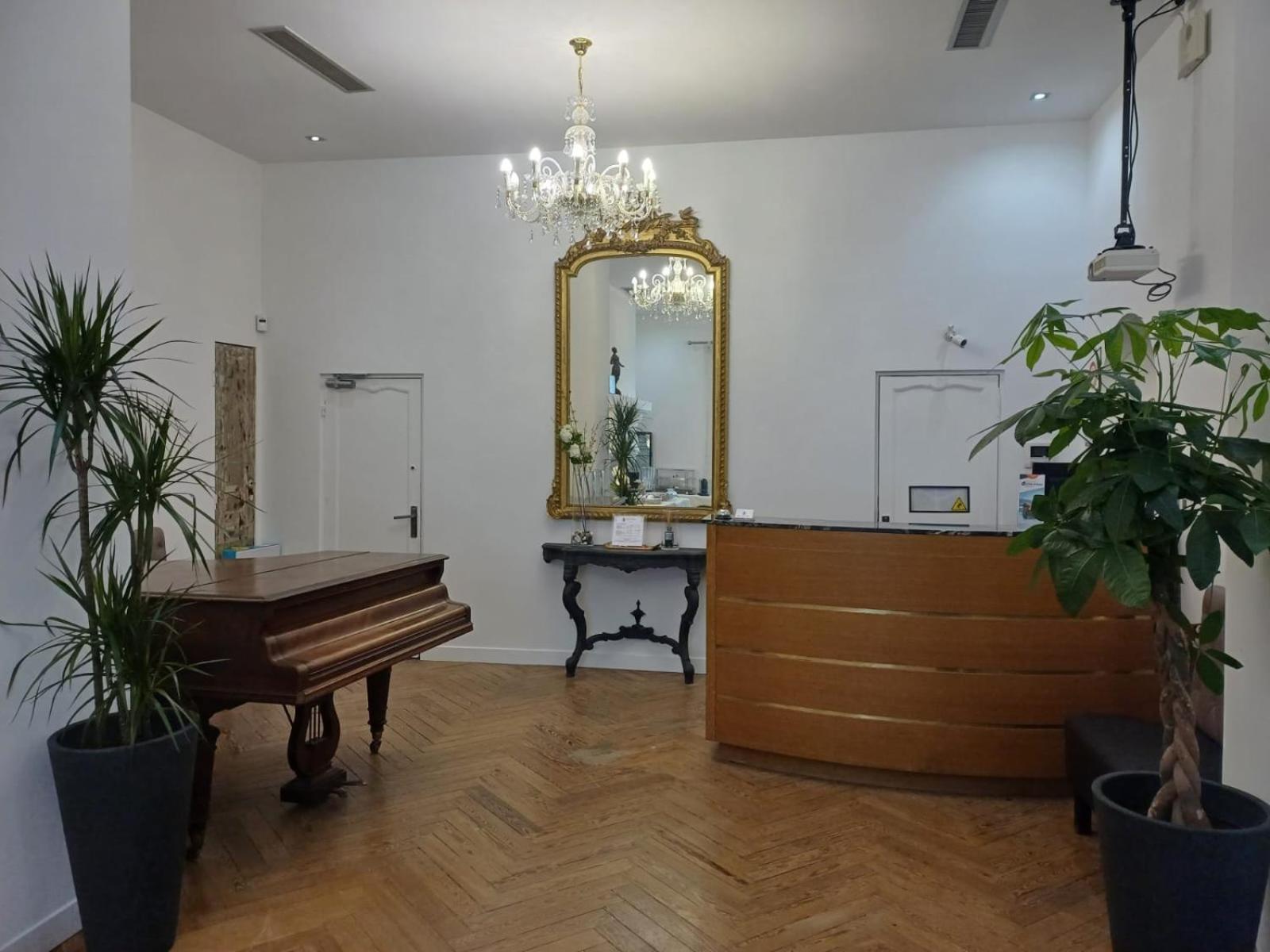 Little Palace Ница Екстериор снимка